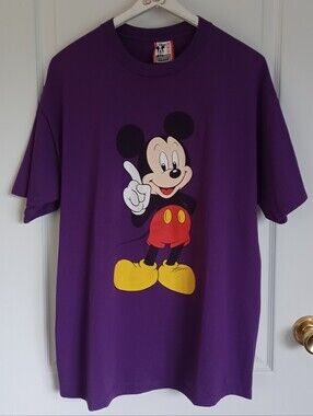 VINTAGE DISNEY DESIGNS PURPLE T-SHIRT LARGE/X-LARGE WITH FRONT MICKEY GRAPHIC